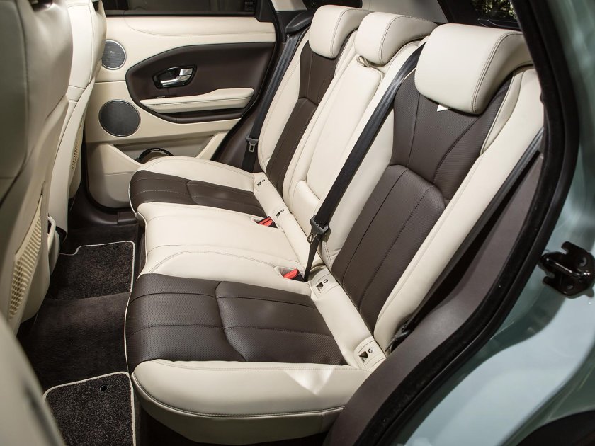 Range Rover Evoque салон сзади