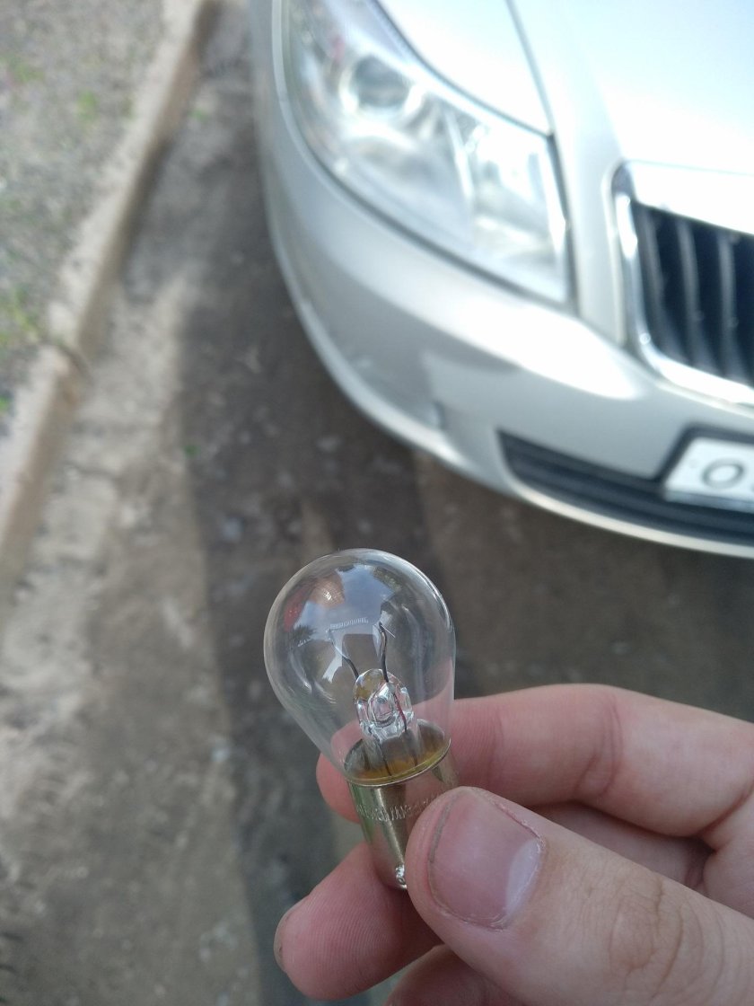 Лампа ходовых огней Шкода Октавия а5