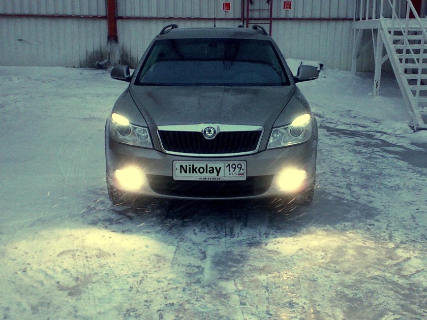 Габаритные огни Шкода Октавия а5