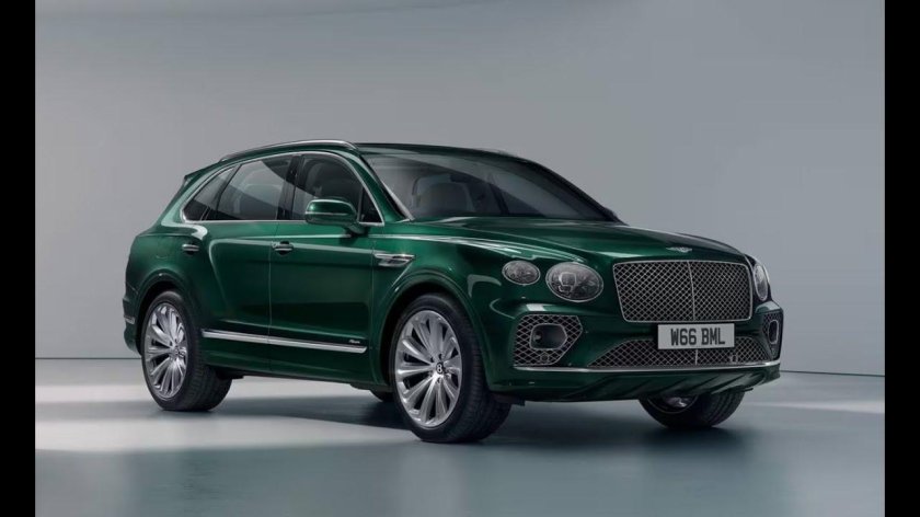Bentley Bentayga 2023 гибрид