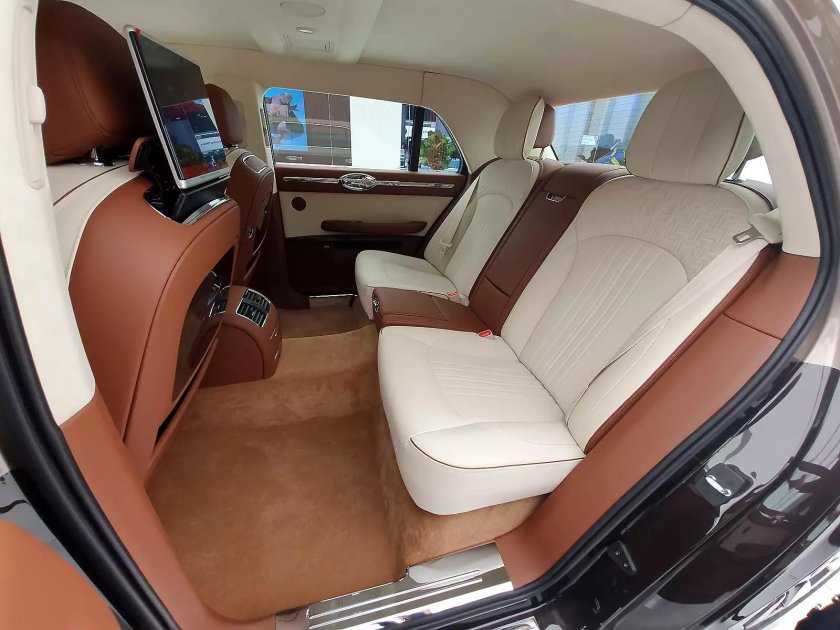 Аурус Сенат салон