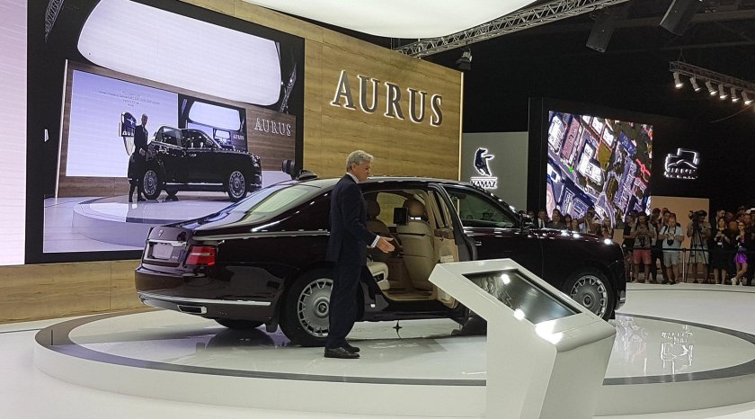 Минивэн Аурус Арсенал салон