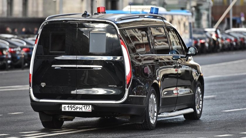 Микроавтобус 4125 Aurus Arsenal