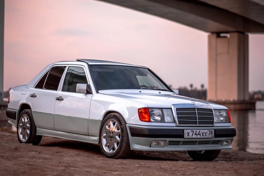 Мерседес 124 1989