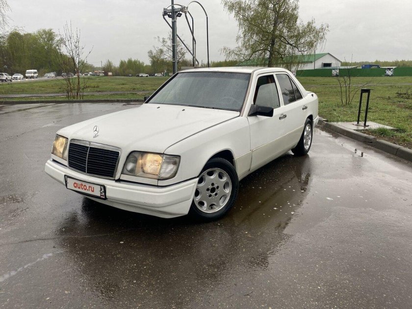Mercedes-Benz 230 1986