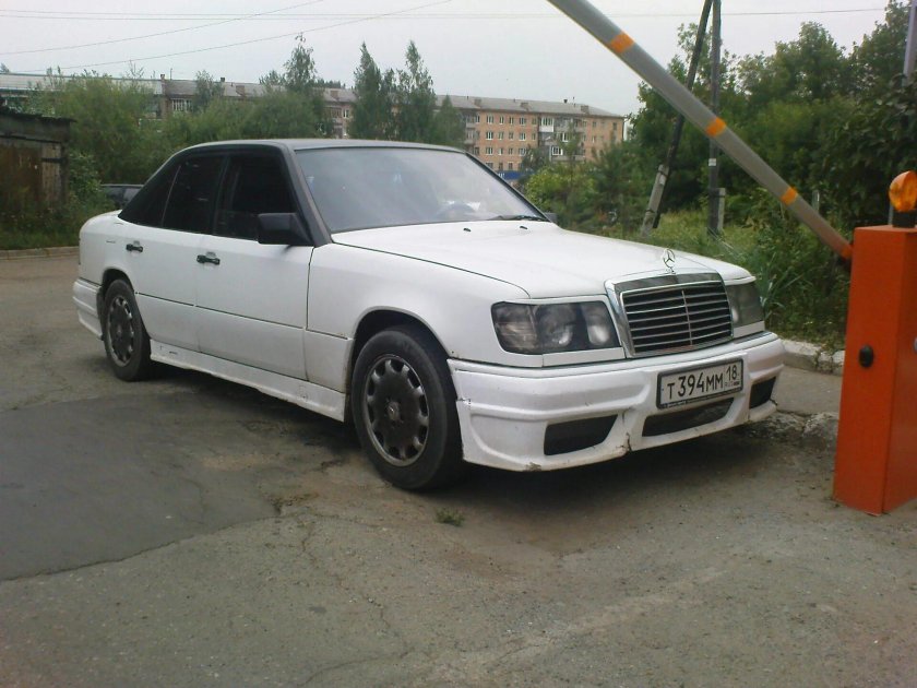 Мерседес 124 белый