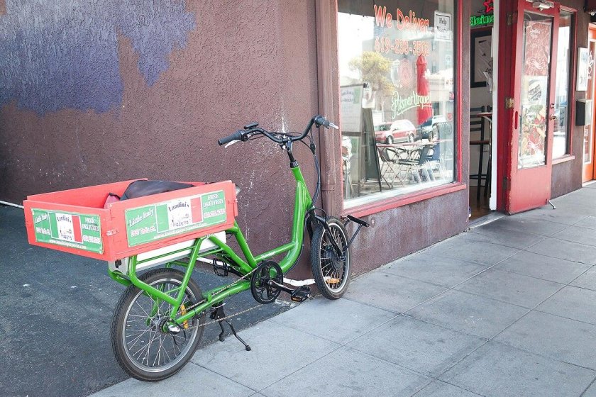 Деливери на велосипеде