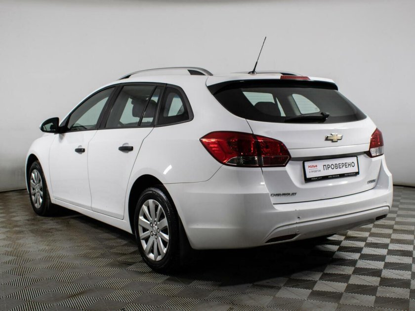 Chevrolet cruze 2014 хэтчбек