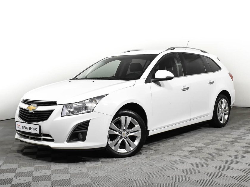Chevrolet Cruze белый универсал