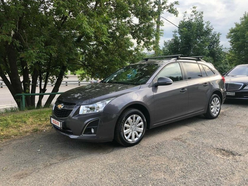 Шевроле Круз 1.8 универсал
