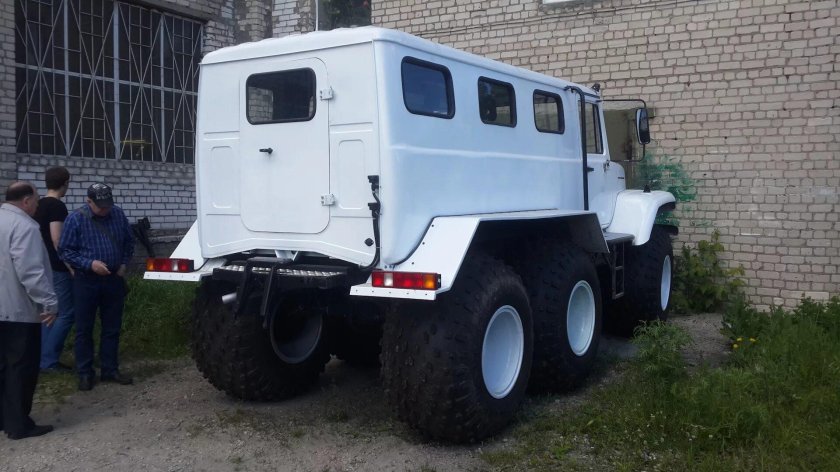 ГАЗ 3308 болотоход