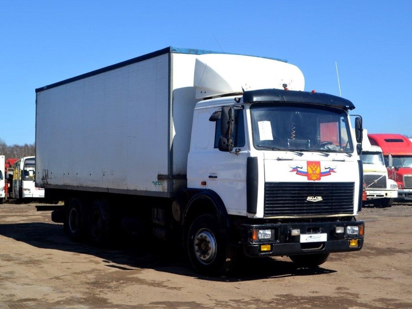 МАЗ Купава 6731