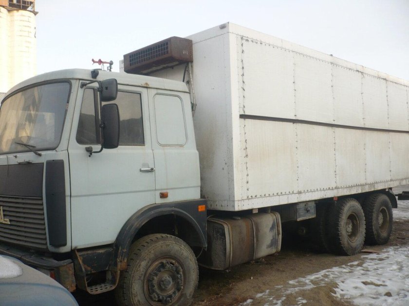 МАЗ 6303 фургон