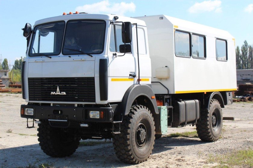 МАЗ 6х6 вахтовка