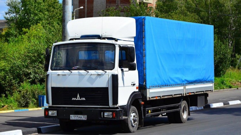 МАЗ 4370
