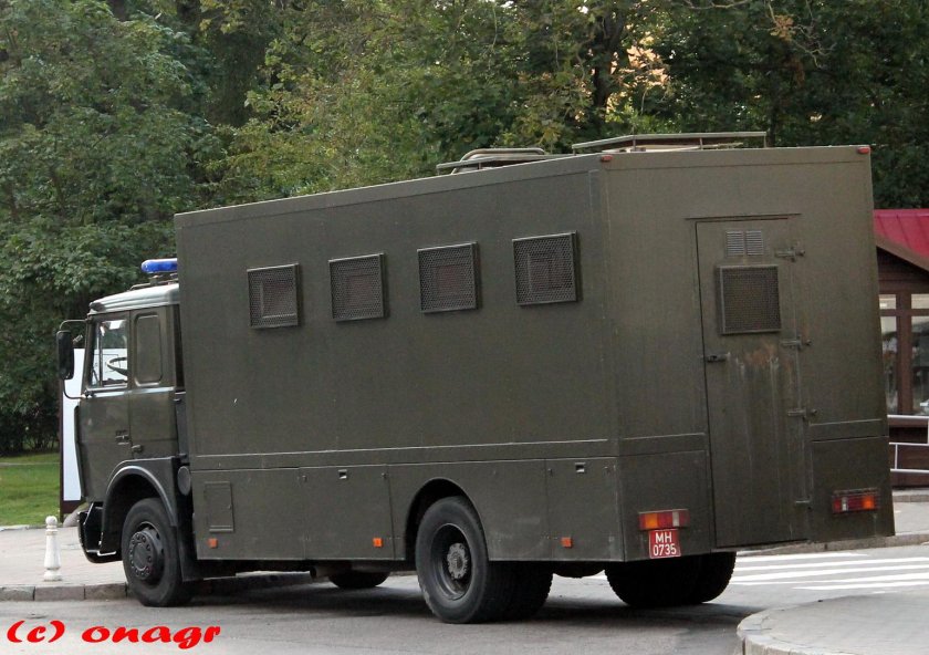 МАЗ 5336 автозак