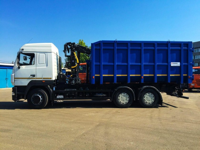 МАЗ ломовоз