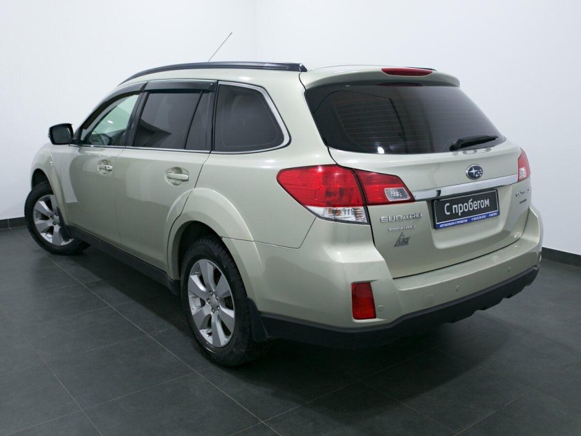 Subaru Outback 2012