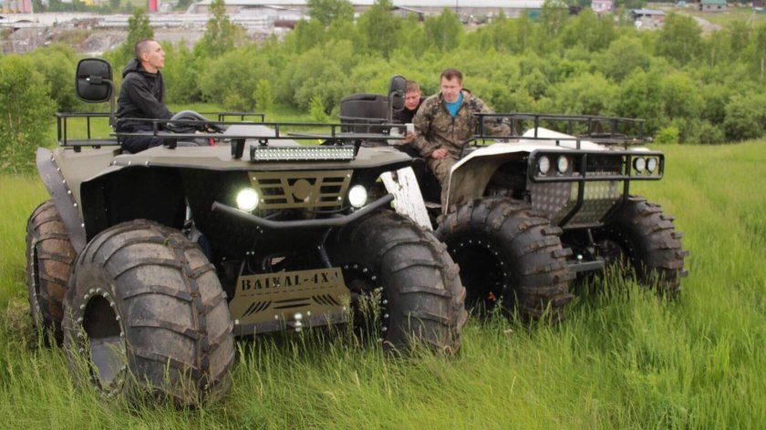 Плавающий квадроцикл