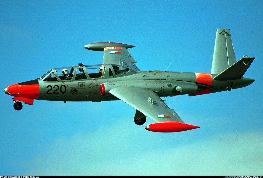 Fouga см.170 Magister