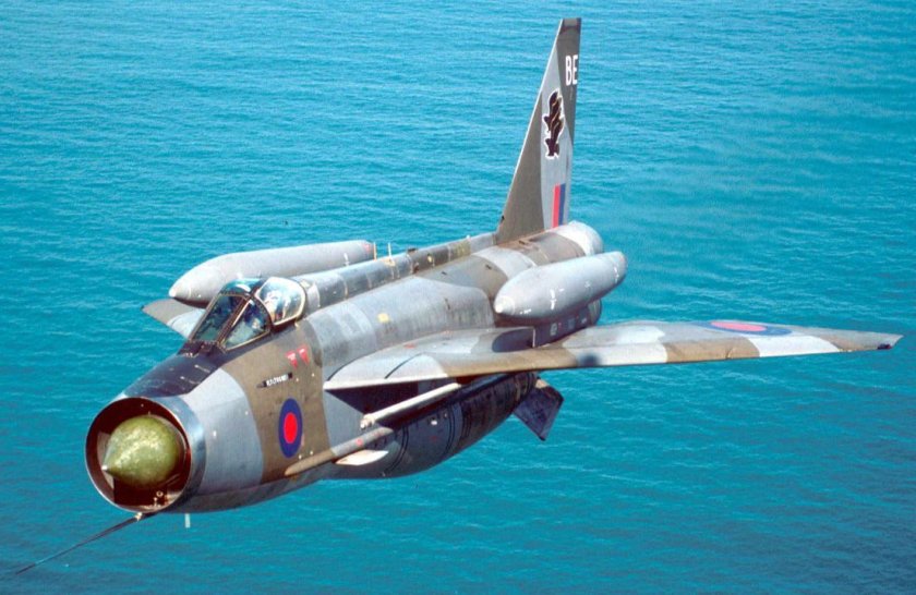 Лайтнинг истребитель Англия