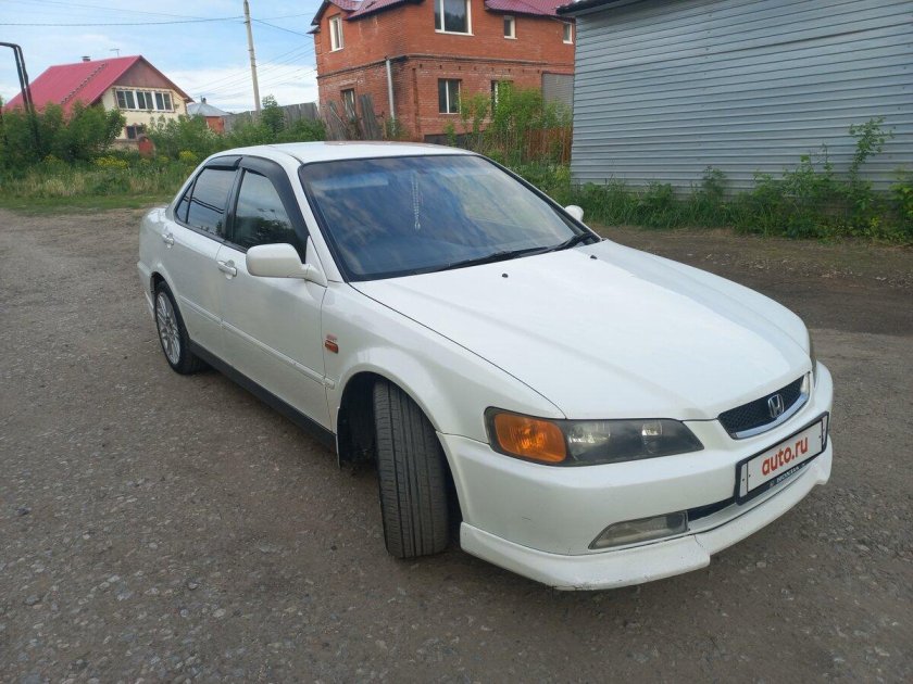 Honda accord 6 2002