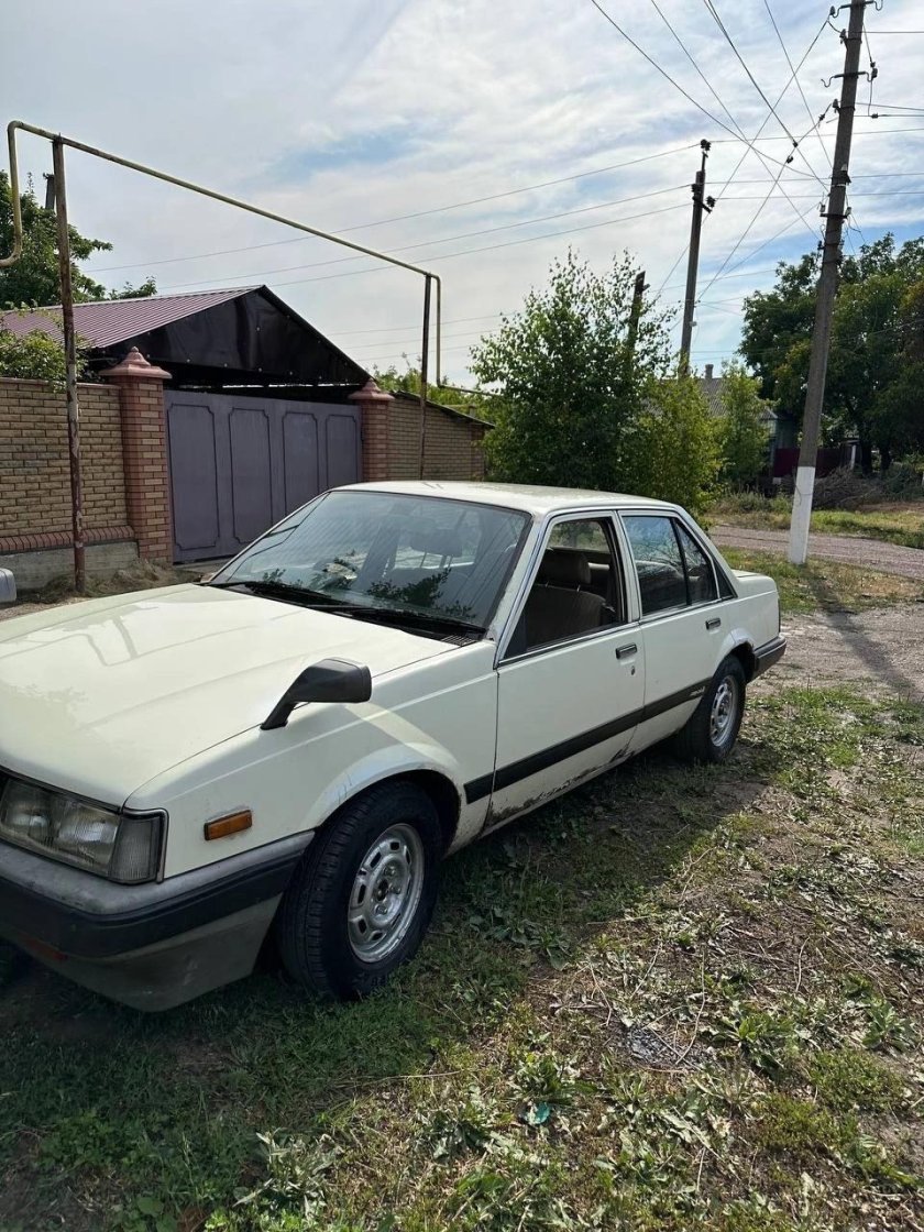 Isuzu aska 1985
