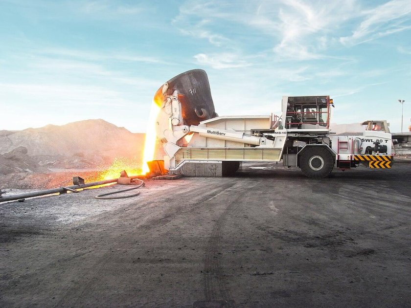 Шлаковоз БЕЛАЗ-7920