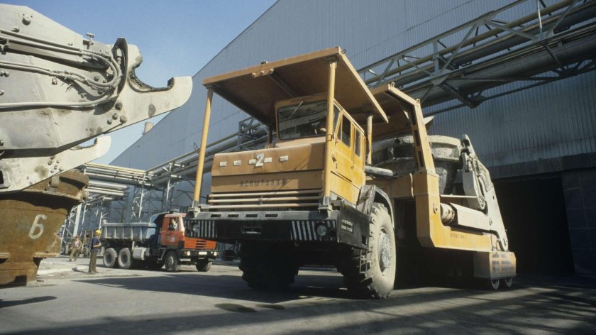 Шлаковоз БЕЛАЗ-7920