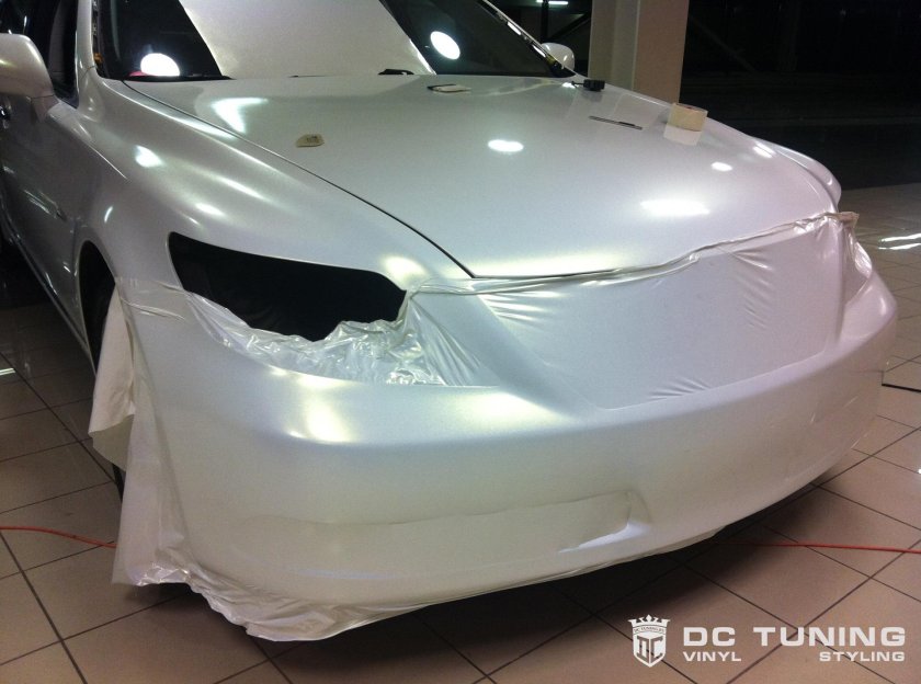 Белая матовая пленка для авто
