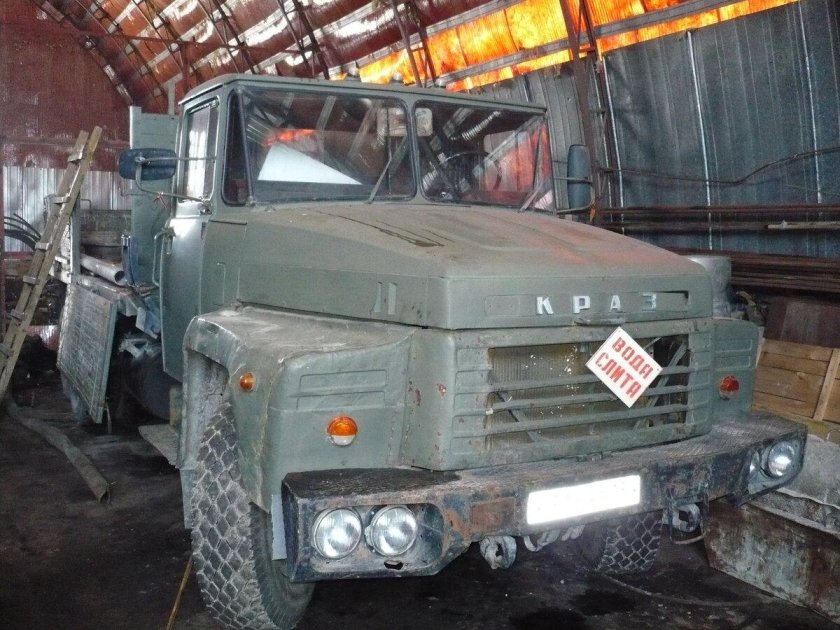 КРАЗ 250б