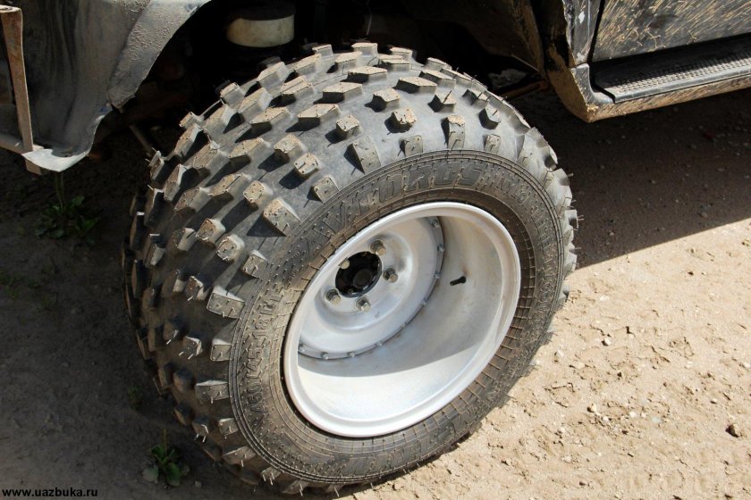 УАЗ 469 на колесах низкого давления