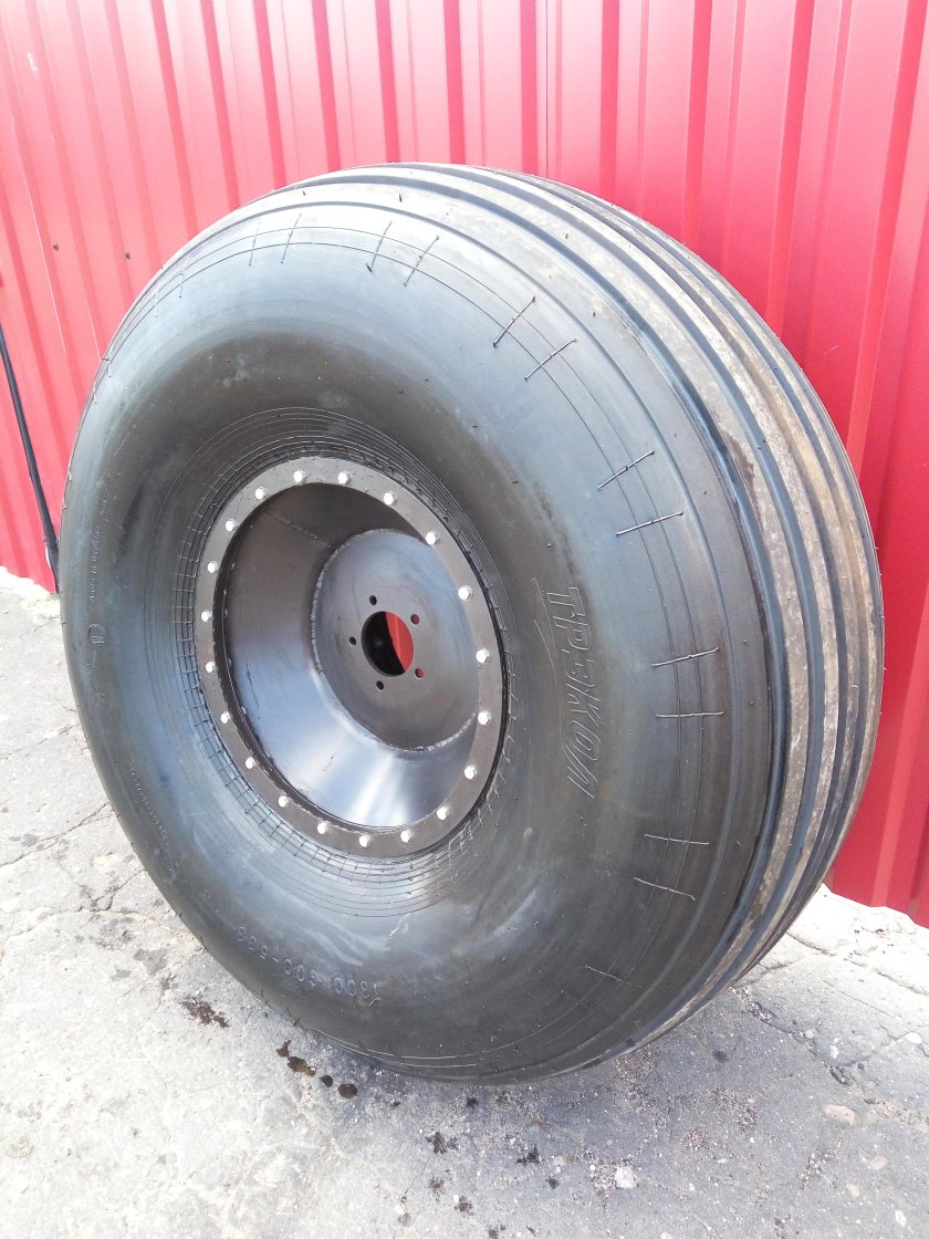 Шины Трэкол 1300х600-533