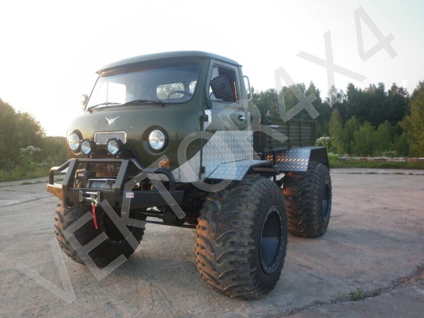 УАЗ 3303 на ободрышах