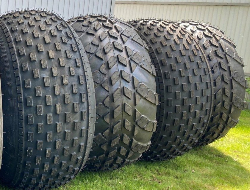 Шина Трэкол 1350х700-533