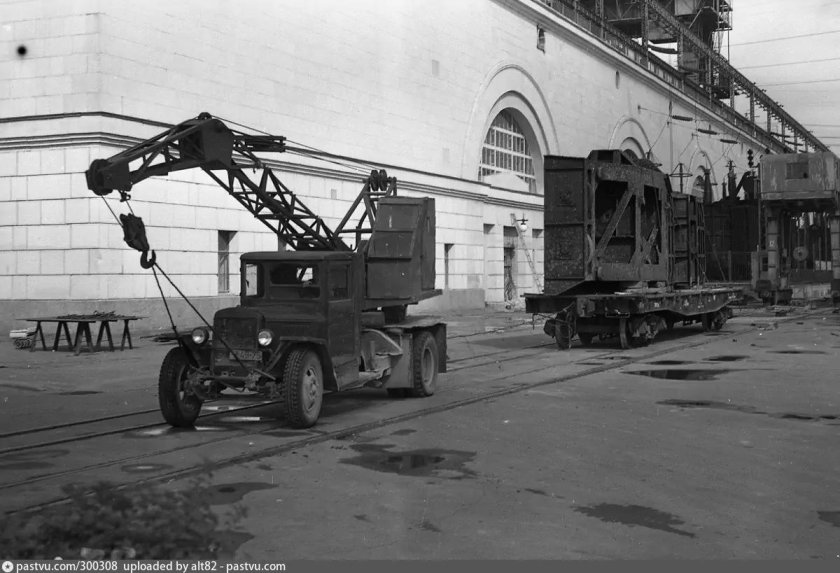 Автокран к-31 на шасси ЗИС-5