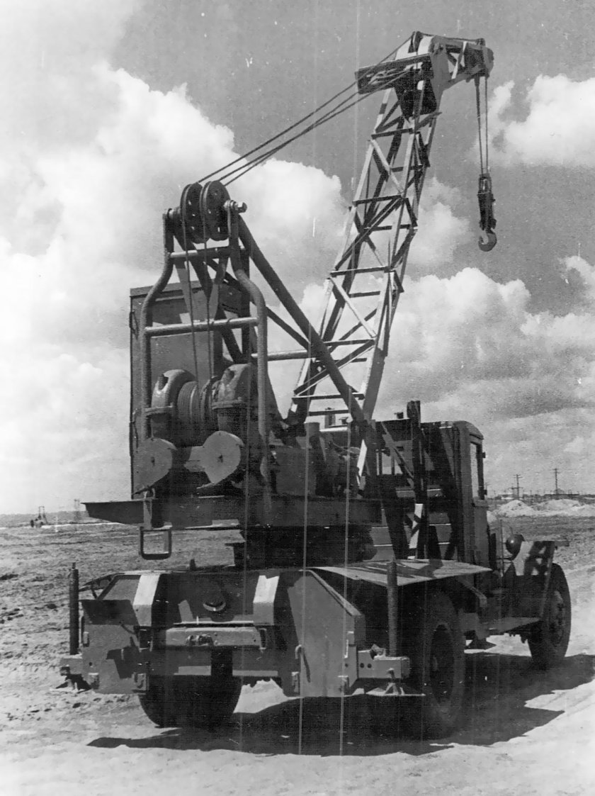 Автокран АК-3 на шасси ЗИС-6