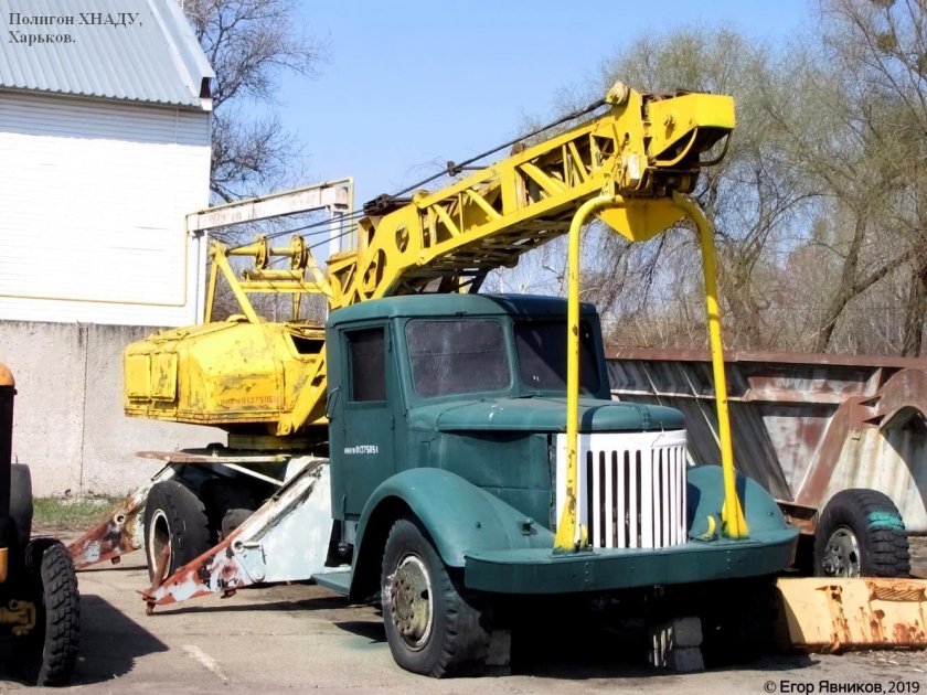 МАЗ 200 автокран к 68