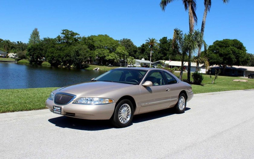 Линкольн Марк 8