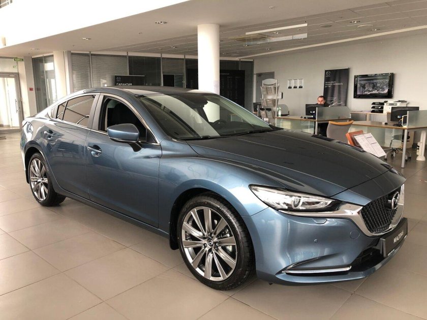 Mazda 6 голубая 2021