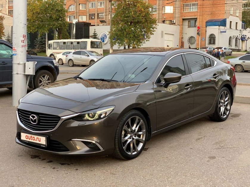 Mazda 6 коричневая
