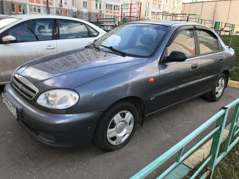 Шевроле Ланос серый