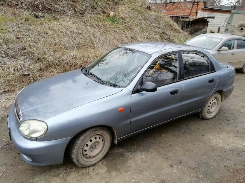 Шевроле Ланос 2008 серебристый