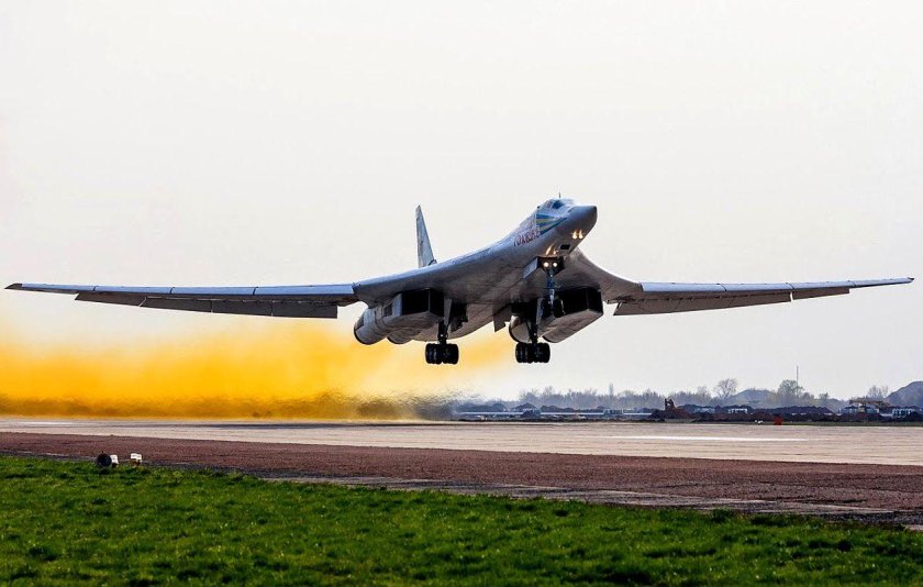 Белый лебедь самолет ту 160