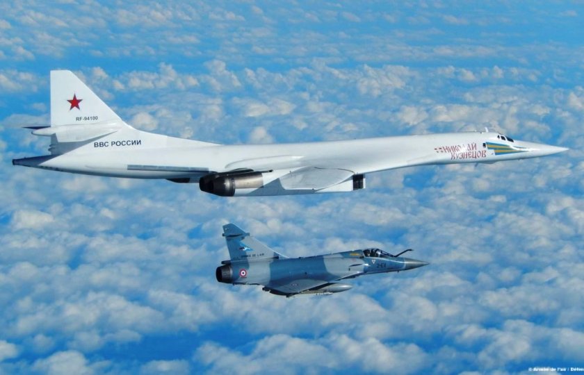 Белый лебедь самолет ту 160