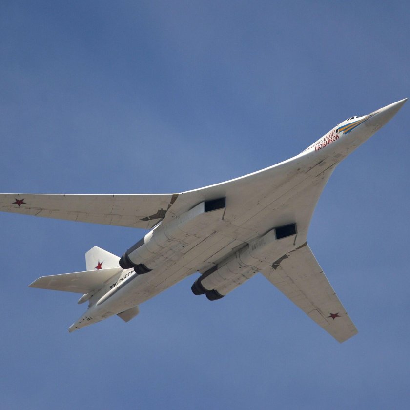 Белый лебедь самолет ту 160