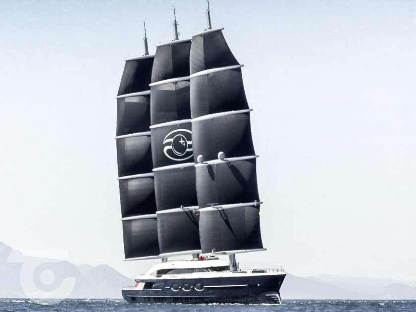 Яхта Oceanco Black Pearl