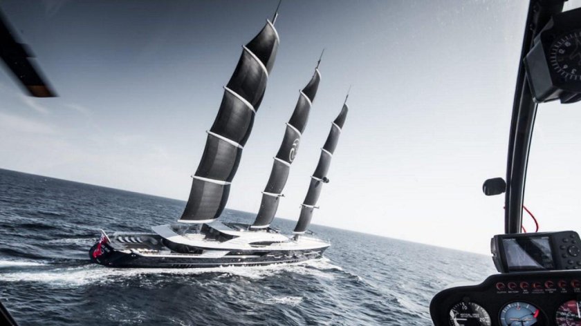 Яхта Oceanco Black Pearl