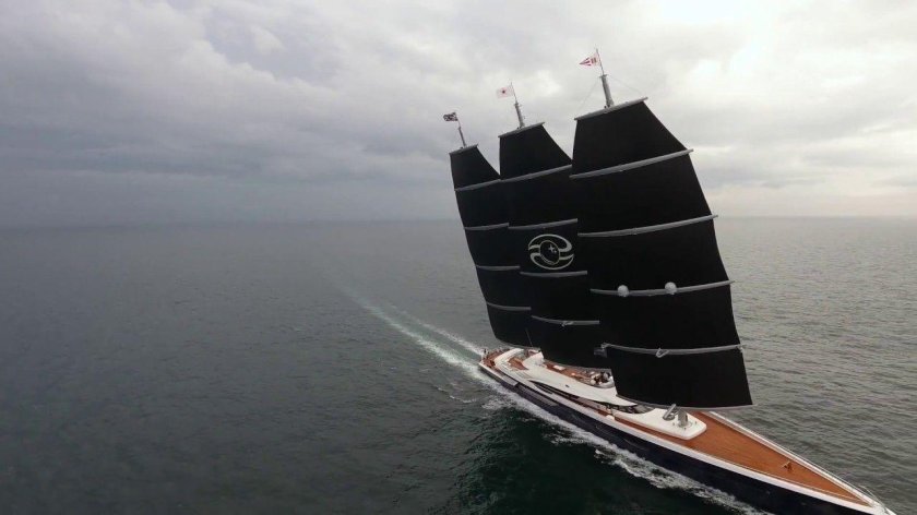 Яхта бурлакова черная жемчужина