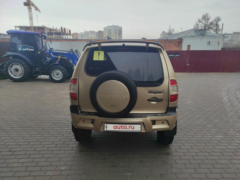 Нива шевроле 2004